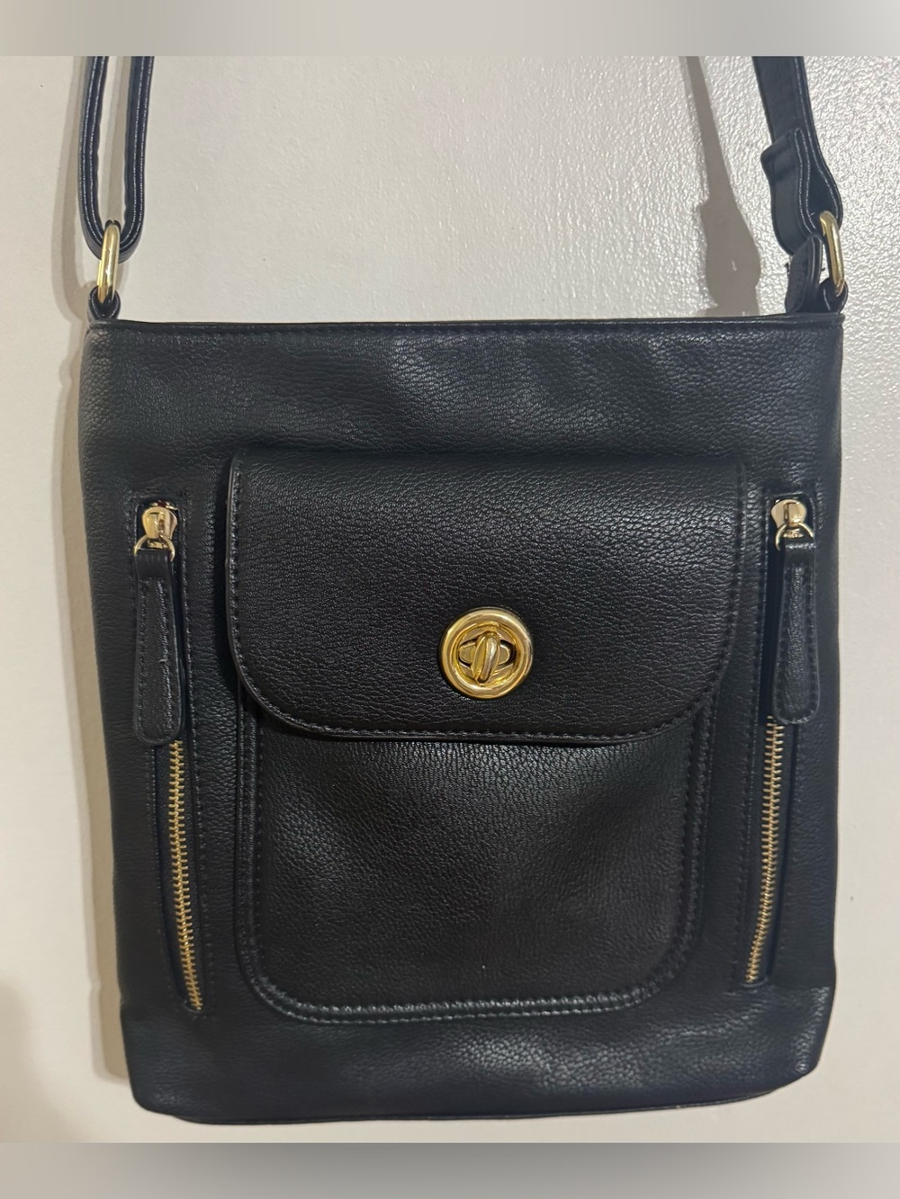 Black Women's Crossbody Bag with Gold Hardware EUC